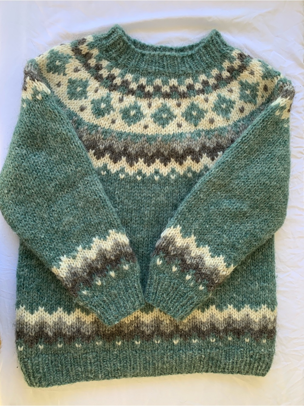 Hilda Ltd.  100% Wool Sweater